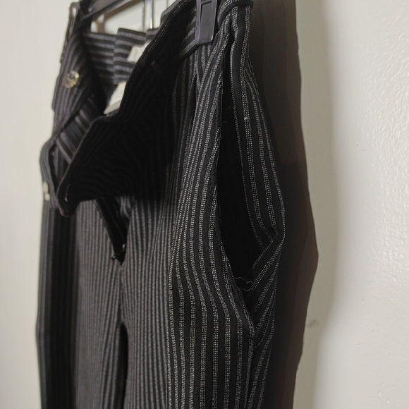 Liz Claiborne Women's Black Pinstripe Straight Leg Pants - Picture 3 of 4